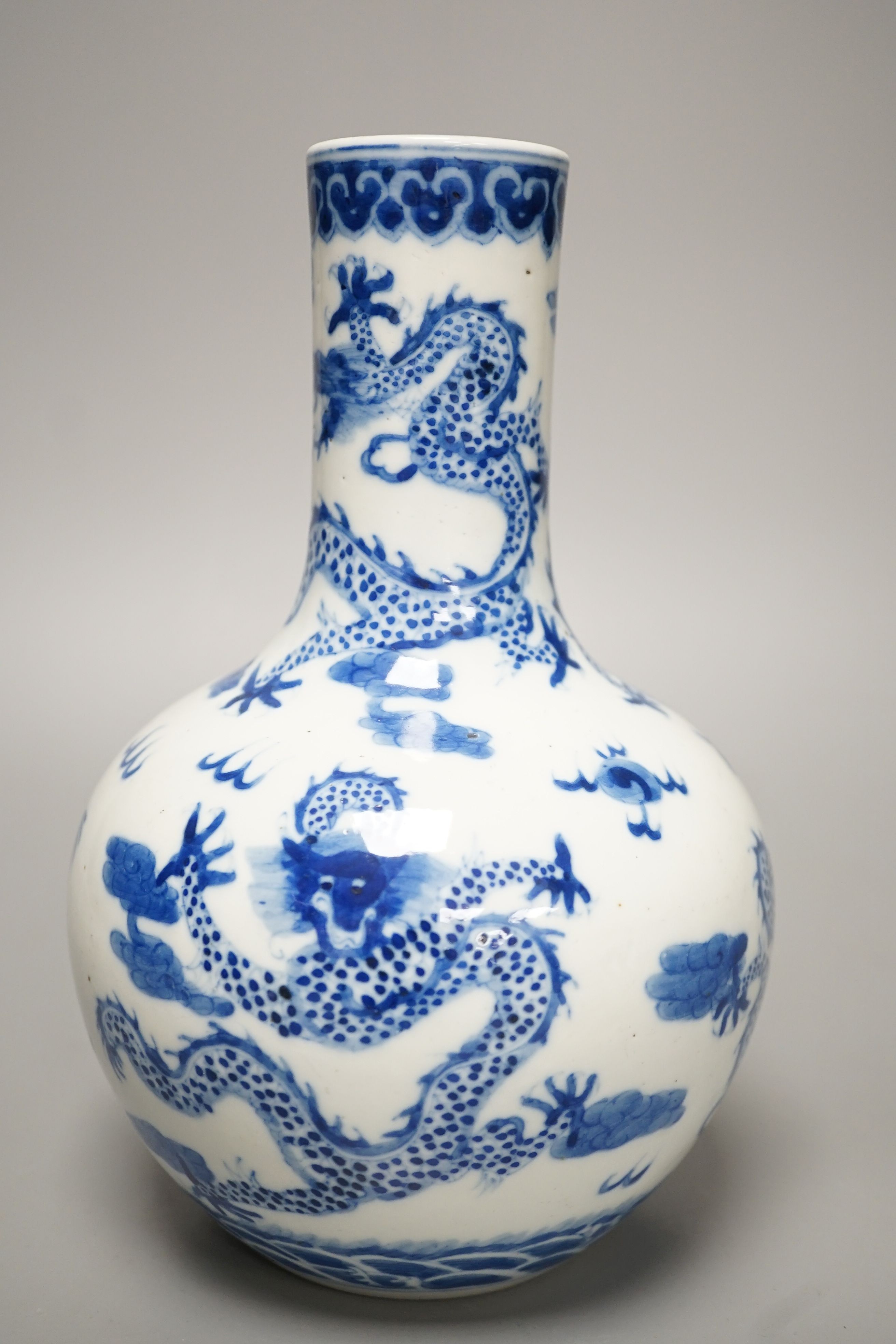 A Chinese blue and white ‘dragon’ vase, height 22cm